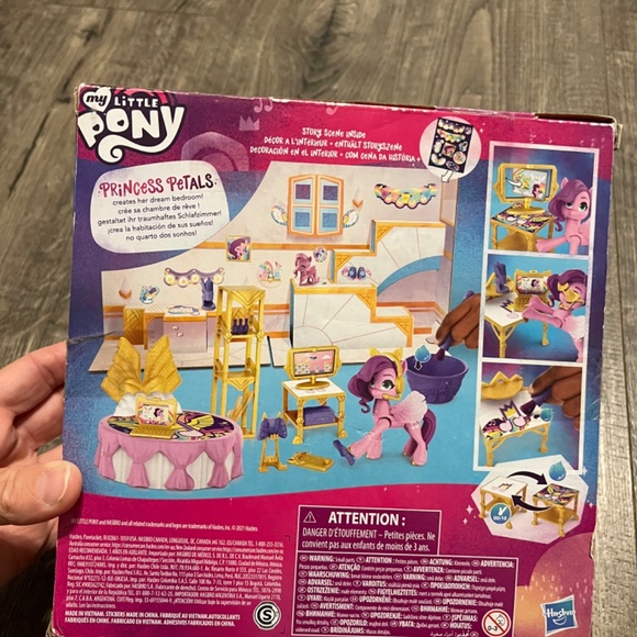 My Little Pony: A New Generation Royal Room Reveal Princess Pipp Petals NWT - Picture 3 of 5